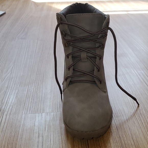 Wedge booties - Picture 2 of 4